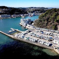 【海が目の前！】マリーナでレンタルボートの①桟橋対応＆船の清掃スタッフ②船の清掃スタッフの画像