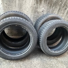 スタッドレスタイヤ　215/55R17