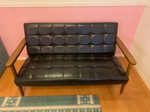 カリモク60ソファとオットマンのセット