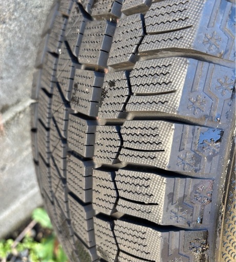 新品同様スタッドレスタイヤ205:55:16 4本