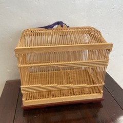 竹細工　虫かご　鈴虫籠（横13cm×縦21cm×高さ16cm）の画像