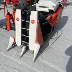 【福岡県みやま市】SR-J207 クボタ ジョイカムジュニア キュート 2条刈 袋どり 9.7馬力 コンバイン タンク2口 袋取り 中古【管理番号　コンバイン003】の画像