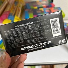クーピー柄コスメの画像