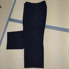 黒の紳士スーツの画像