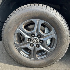ランドクルーザー300 スタッドレス