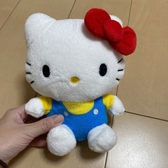 ハローキティ　ぬいぐるみ