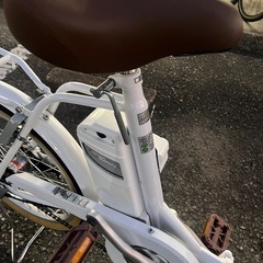 ⭐️新品・未使用品⭐️21Technology　20インチ　ホワイト　電動自転車　919の画像