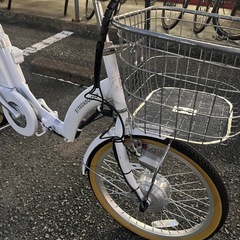 ⭐️新品・未使用品⭐️21Technology　20インチ　ホワイト　電動自転車　919の画像
