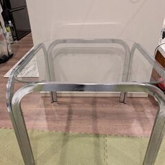 【3/17まで】【中古】ガラス ローテーブル 幅49cm×奥行4...