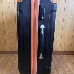 キャリーケースTSAロック付きの画像