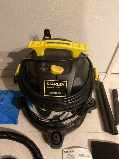 STANLEY 乾湿両用バキュームクリーナー　SL18410-5B