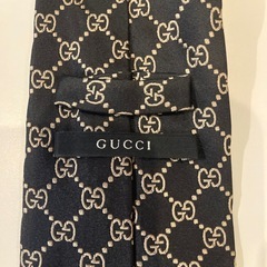ネクタイGUCCIの画像