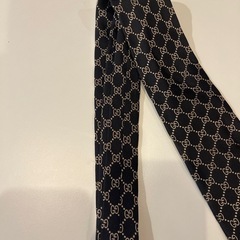 ネクタイGUCCIの画像