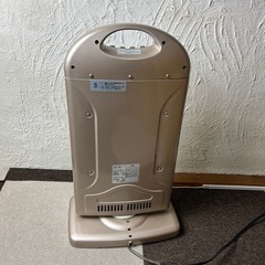 ハロゲンヒーター　　HT-30MM4 2004年製の画像