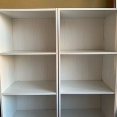 ①白い三段ボックス　1つ