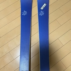 値下げ　ちょっと変わったスキー板　USEDです　TEAM RESCUEの板　167cmの画像