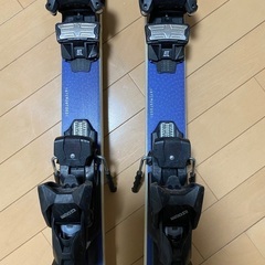 値下げ　ちょっと変わったスキー板　USEDです　TEAM RESCUEの板　167cmの画像