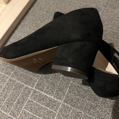 2足まとめ 未使用に近い ブラック スエード パンプスの画像