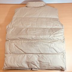 Feather Land ダウンベスト（ベージュ）サイズ：メンズＭの画像