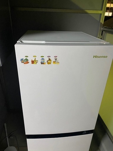 Hisense冷蔵庫　HR-D1303　使用期間3年
