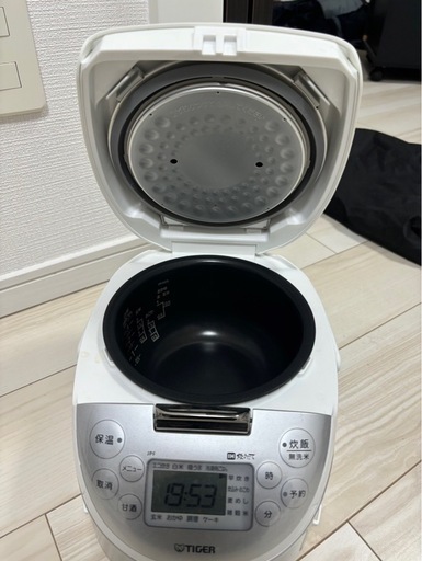 タイガー炊飯ジャー(JPF-A550)