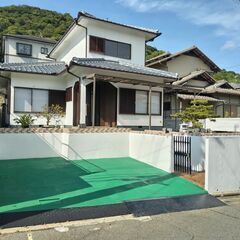 リフォーム済！！オール電化中古一軒家（2階建）駐車場2台　日当た...