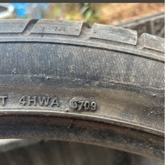 305／35r24 3本のみの画像
