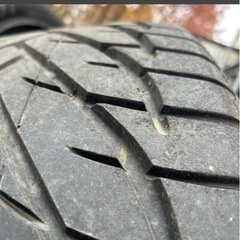 305／35r24 3本のみの画像