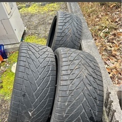 305／35r24 3本のみの画像