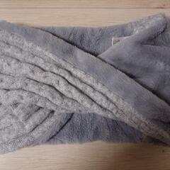 早い者勝ち！フランフラン　スヌード　グレー　新品未使用　ニット&エコファーの画像