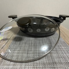 ガラス蓋鉄鍋の画像