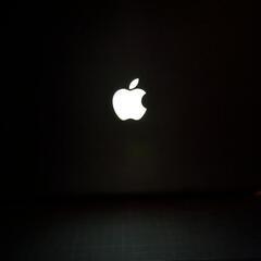 【画面起動確認済】Macbook pro 15インチ Late 2011の画像