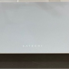 satechi アルミニウムモニタースタンドの画像