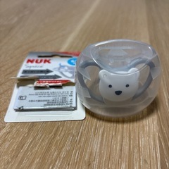 NUK おしゃぶり クマの顔 デザイン
