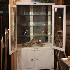 ケビント　ドクターキャビネット　ガラス棚　医療棚　ヴィンテージの画像