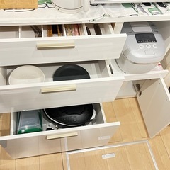 ニトリ 食器棚※値段交渉可の画像