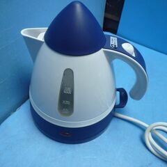 N327　BLUHE　電気ケトル　１L  型番　G-3058の画像