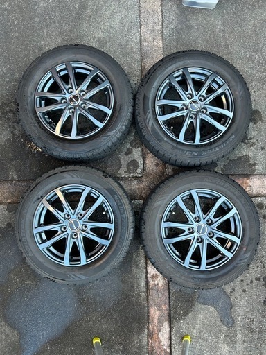 195/65R15 スタッドレスタイヤ　ホイールセット