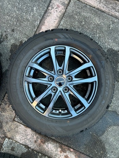 195/65R15 スタッドレスタイヤ　ホイールセット