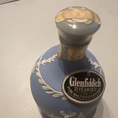 グレンフィディック 21年 ウェッジウッド 1216g 陶器 未開栓 古酒 V008829の画像