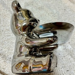 クマ置物 小物置きの画像