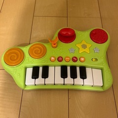 おもちゃ　ピアノ