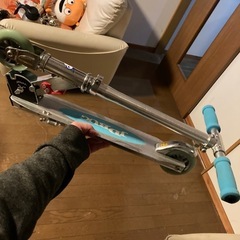 《譲渡完了》美品アルミ製キックボードの画像