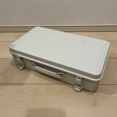 無印良品　スチール工具箱