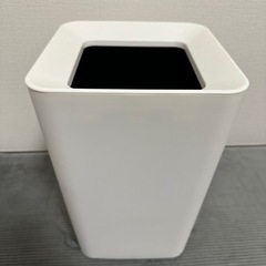 カインズ　袋を丸ごと隠せるくず入れ 角 ホワイト　　