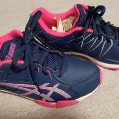 asics アシックス  22.5の画像