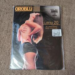 定価3,150円のストッキング OROBLU