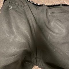 スーツのズボン破れお直しのお願い