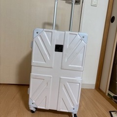 スーツケース