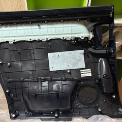 エスクァイア　内張の画像